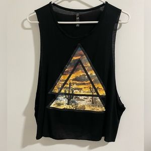 Cropped Muscle Tank